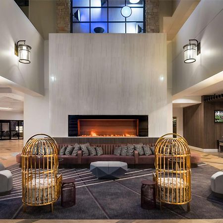 Hilton Lexington Downtown Hotel Bagian luar foto