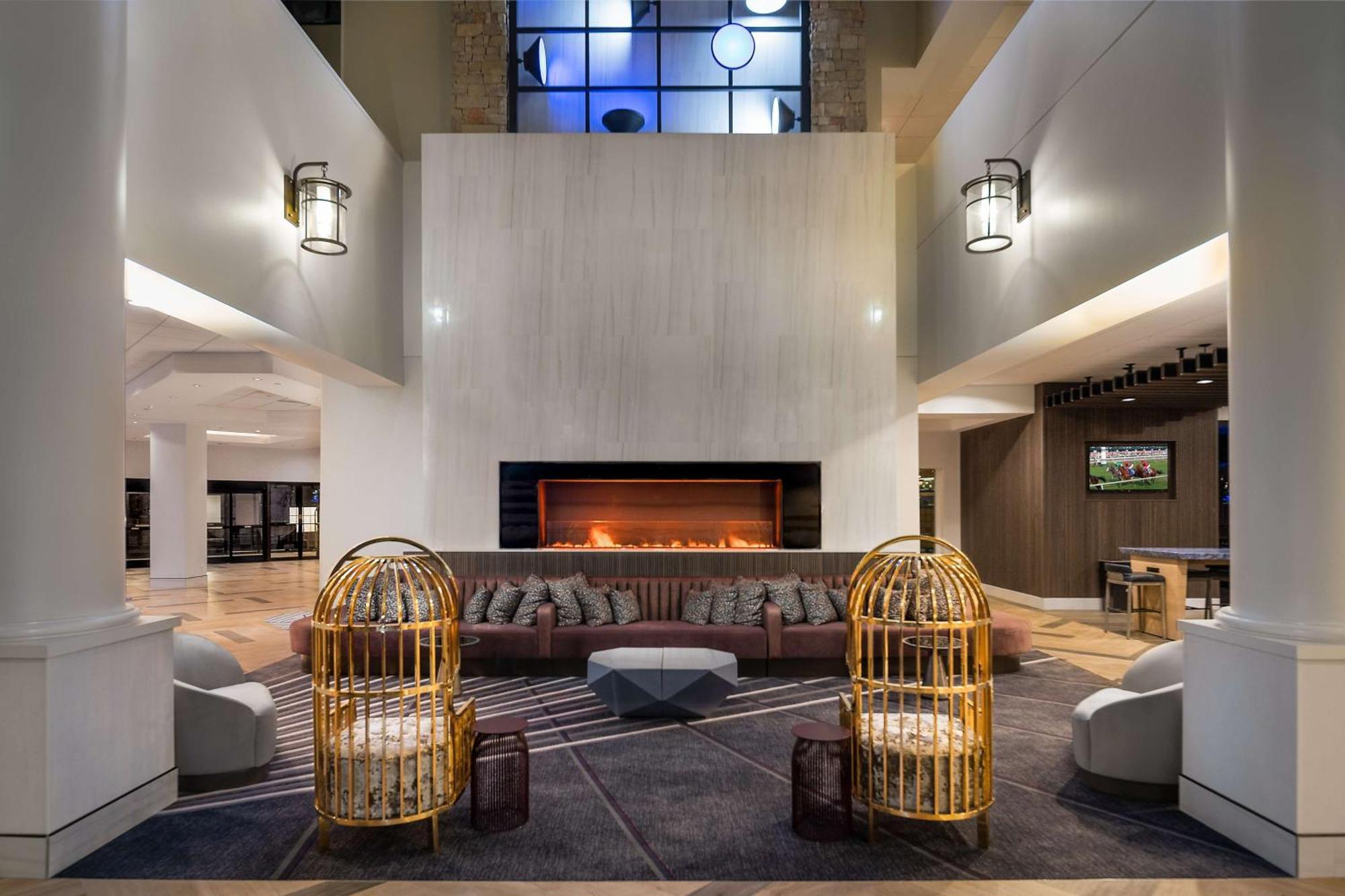Hilton Lexington Downtown Hotel Bagian luar foto