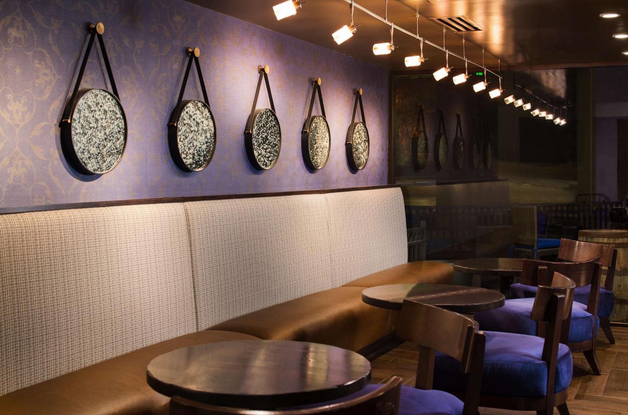 Hilton Lexington Downtown Hotel Bagian luar foto