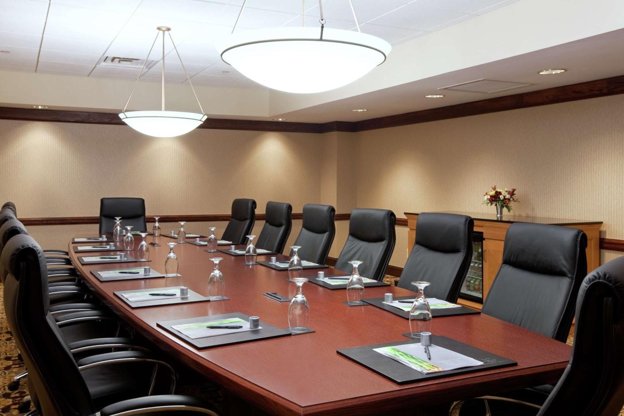 Hilton Lexington Downtown Hotel Bagian luar foto