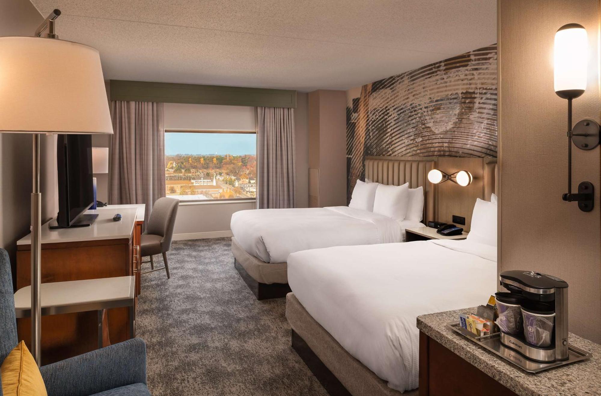 Hilton Lexington Downtown Hotel Bagian luar foto